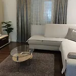 شقة Breza شيبينيك