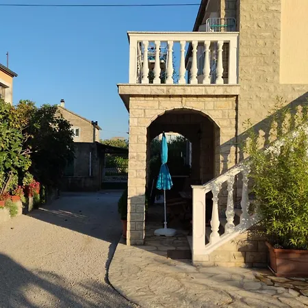 Breza * Σίμπενικ