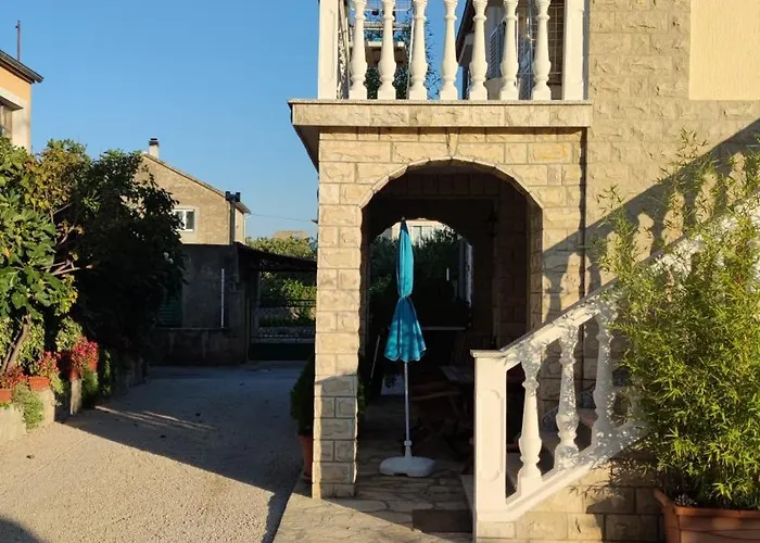 Breza * Σίμπενικ